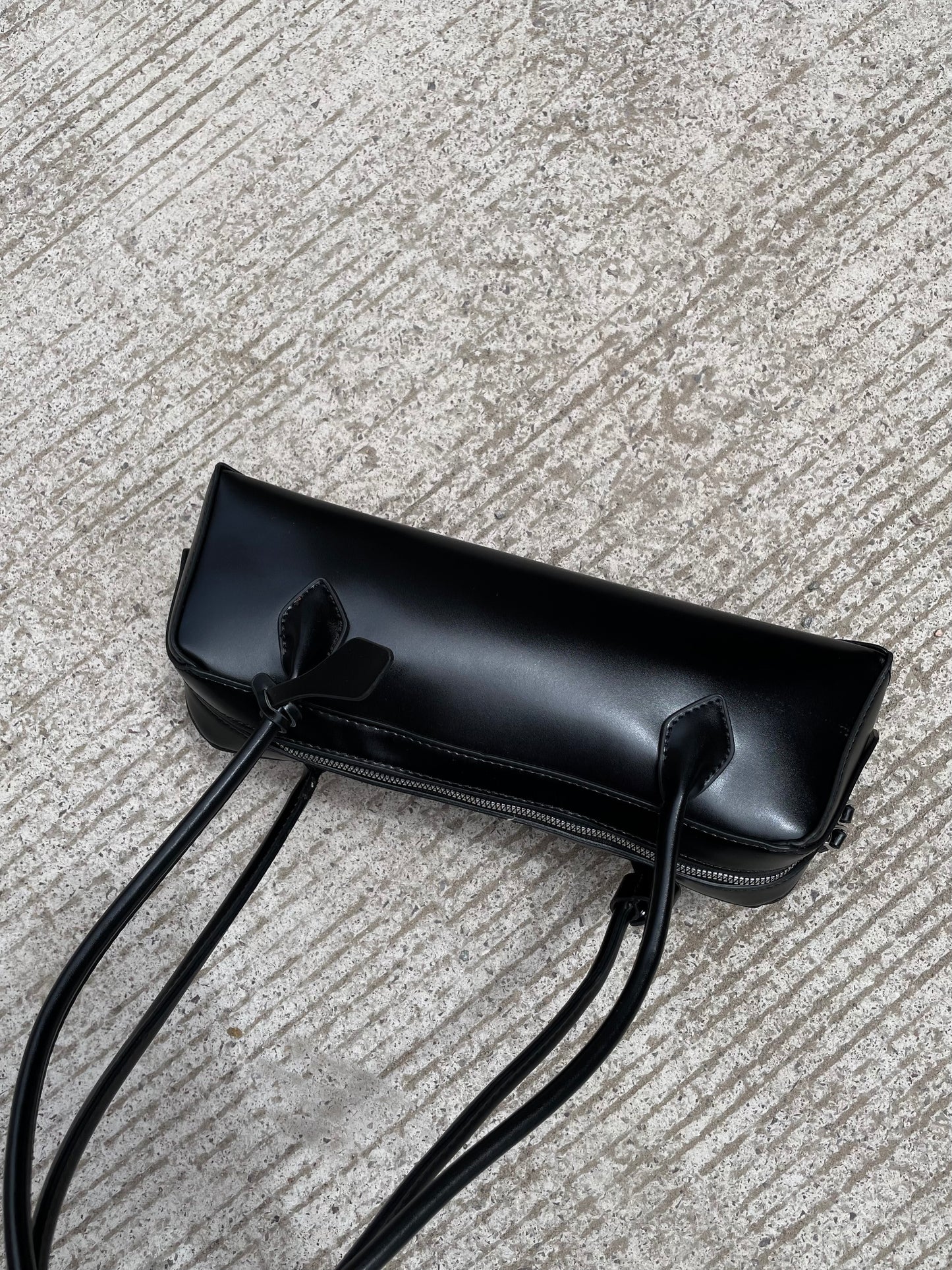 Alaia Baguette
