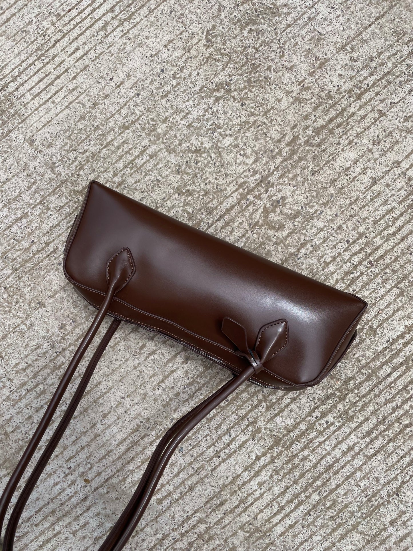 Alaia Baguette