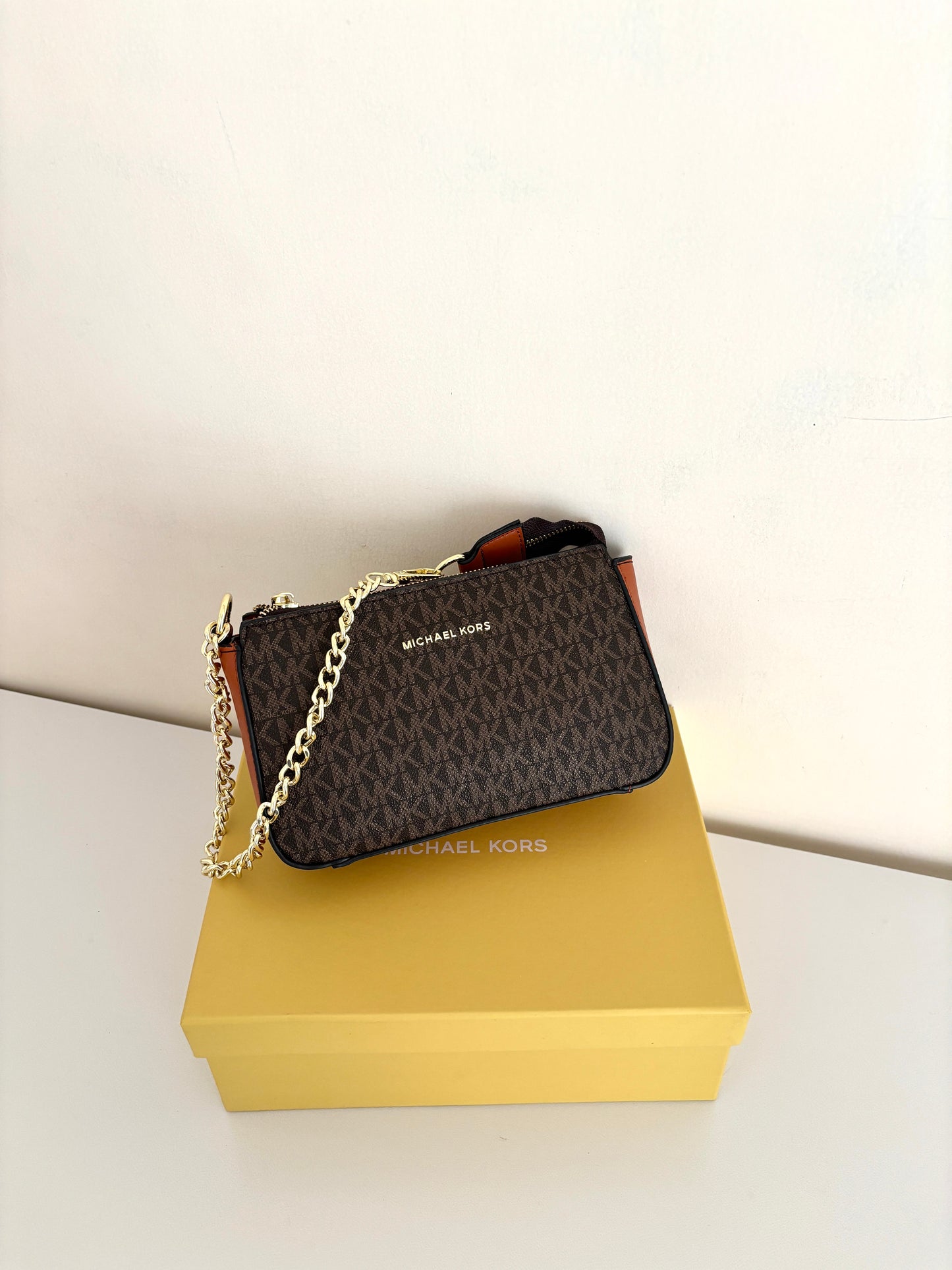 Luxury MK Handbag.
(with box packaging)