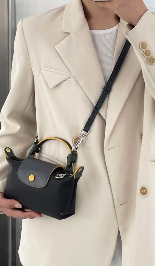 Iconic Pouch with handle.