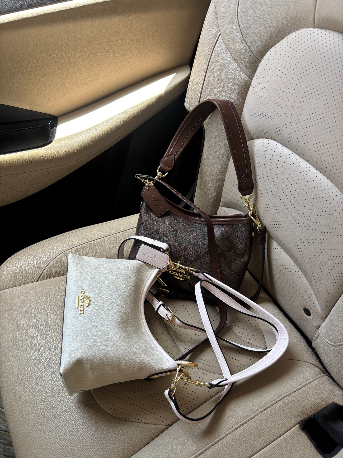 Luxury Laurel Small Handbag