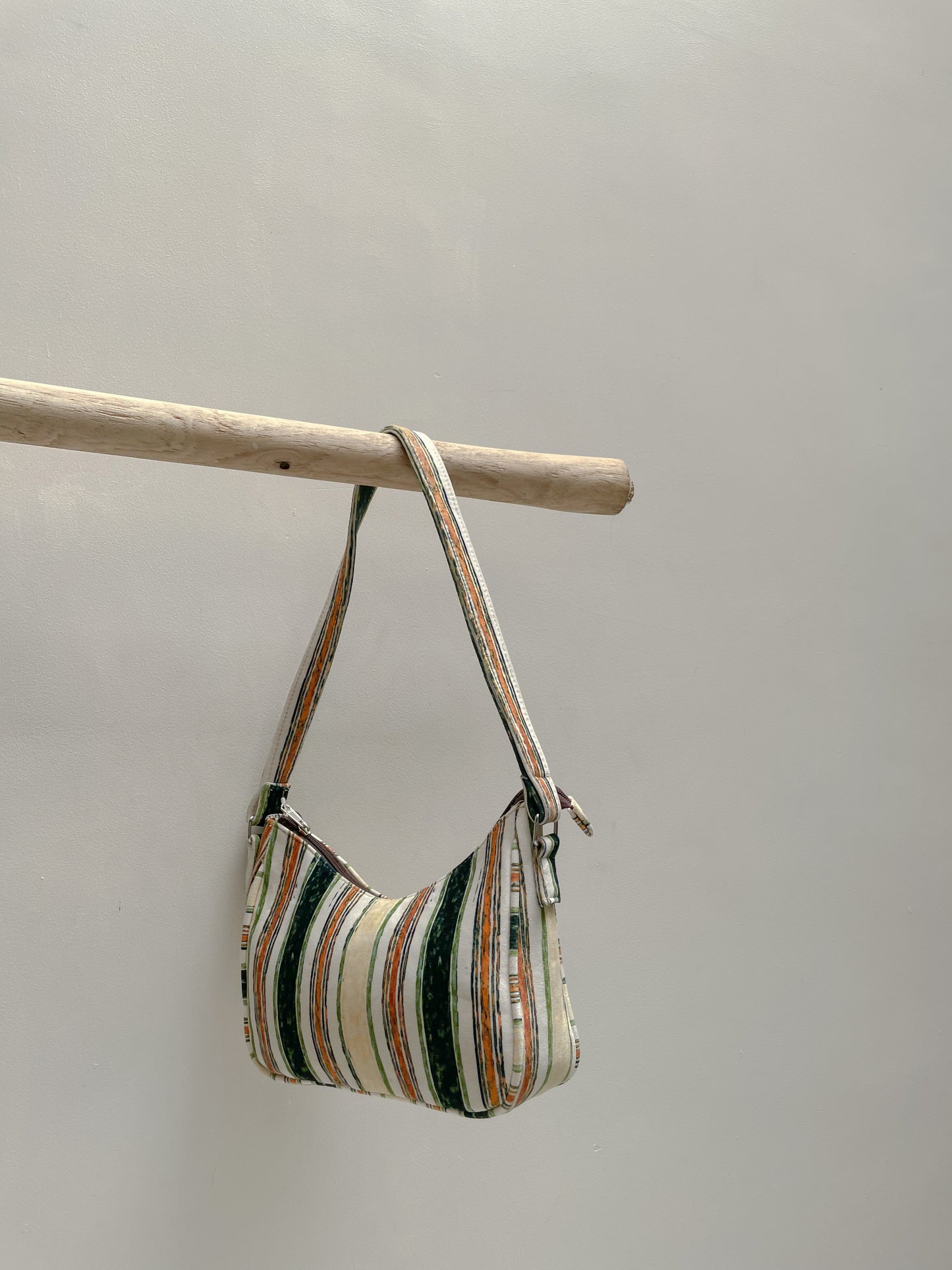 Dramatic Baguette Handbag