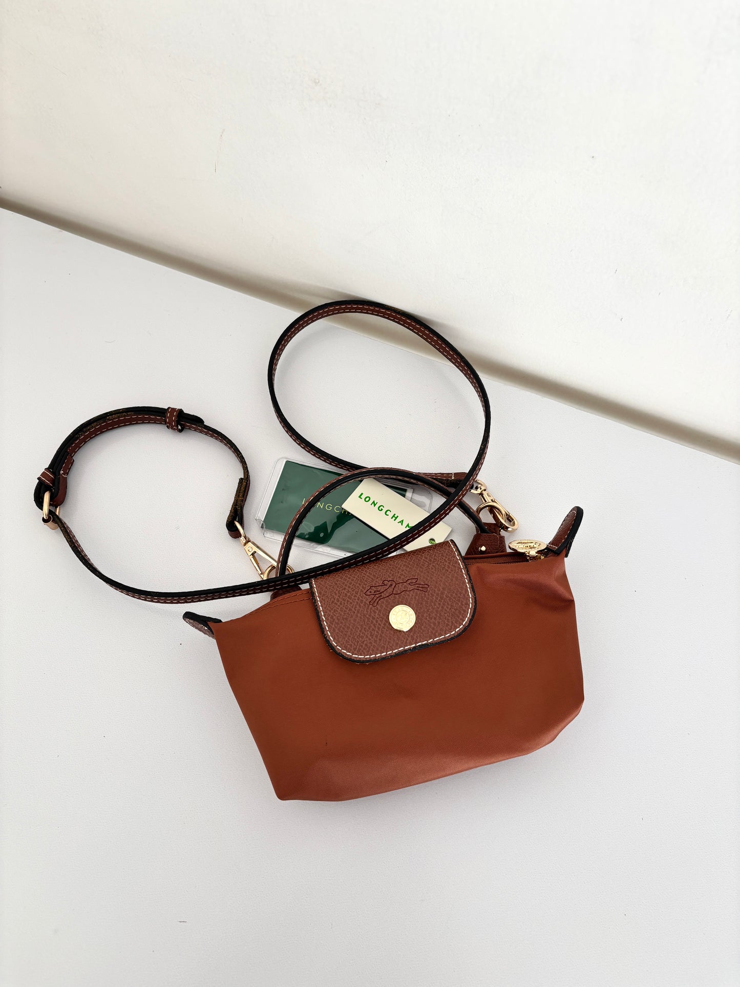 Iconic Pouch with handle.