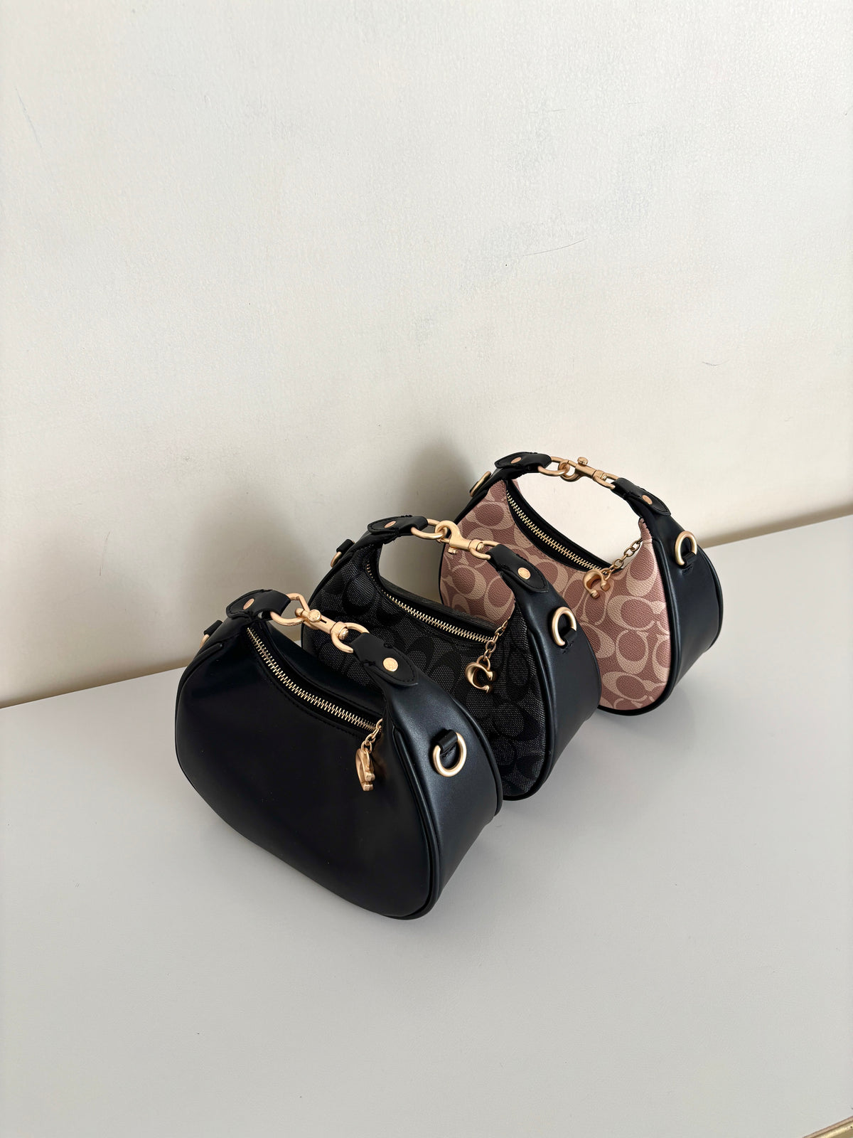 Luxury Jonie Bag.
(with box packaging)