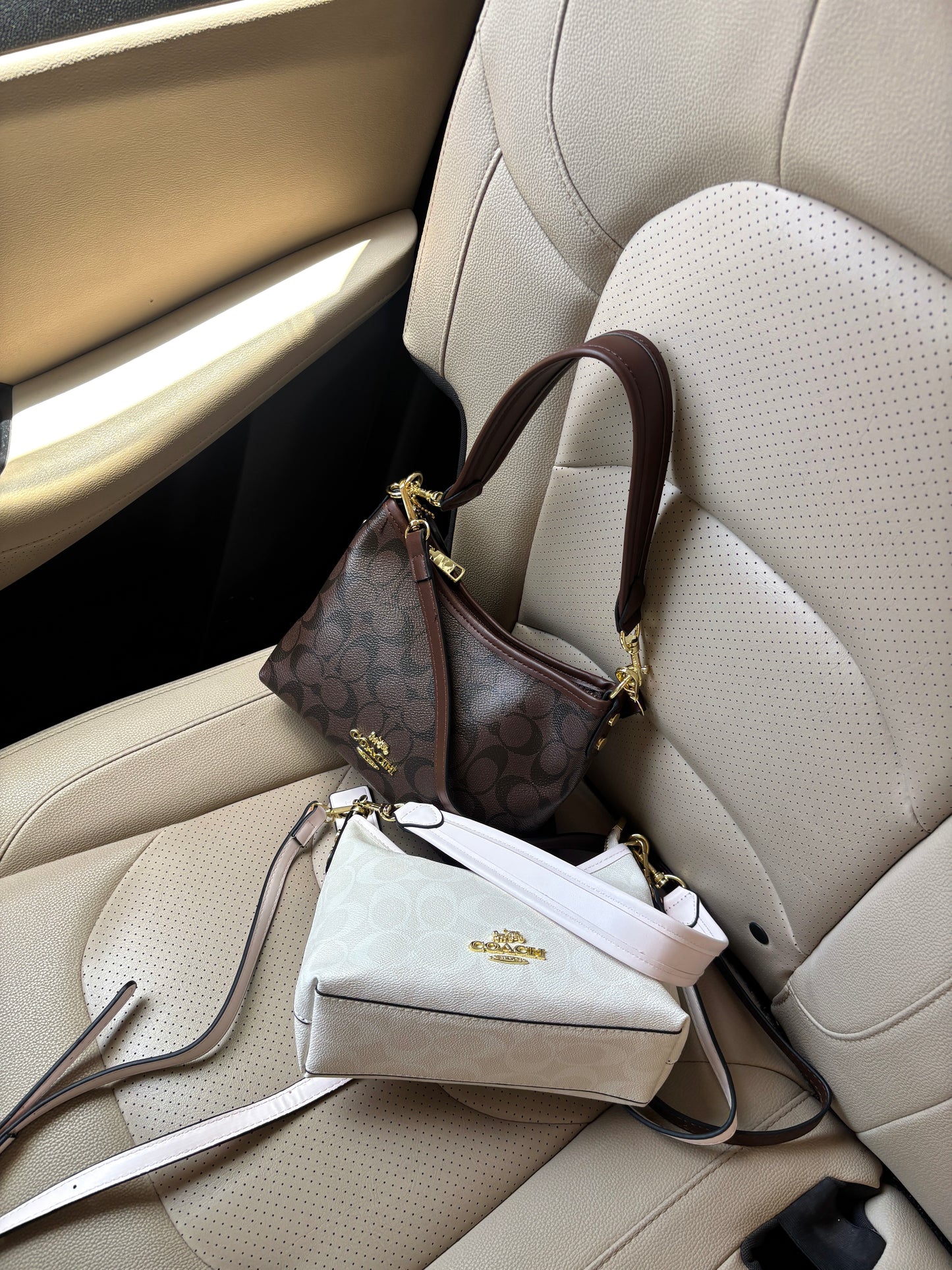 Luxury Laurel Small Handbag