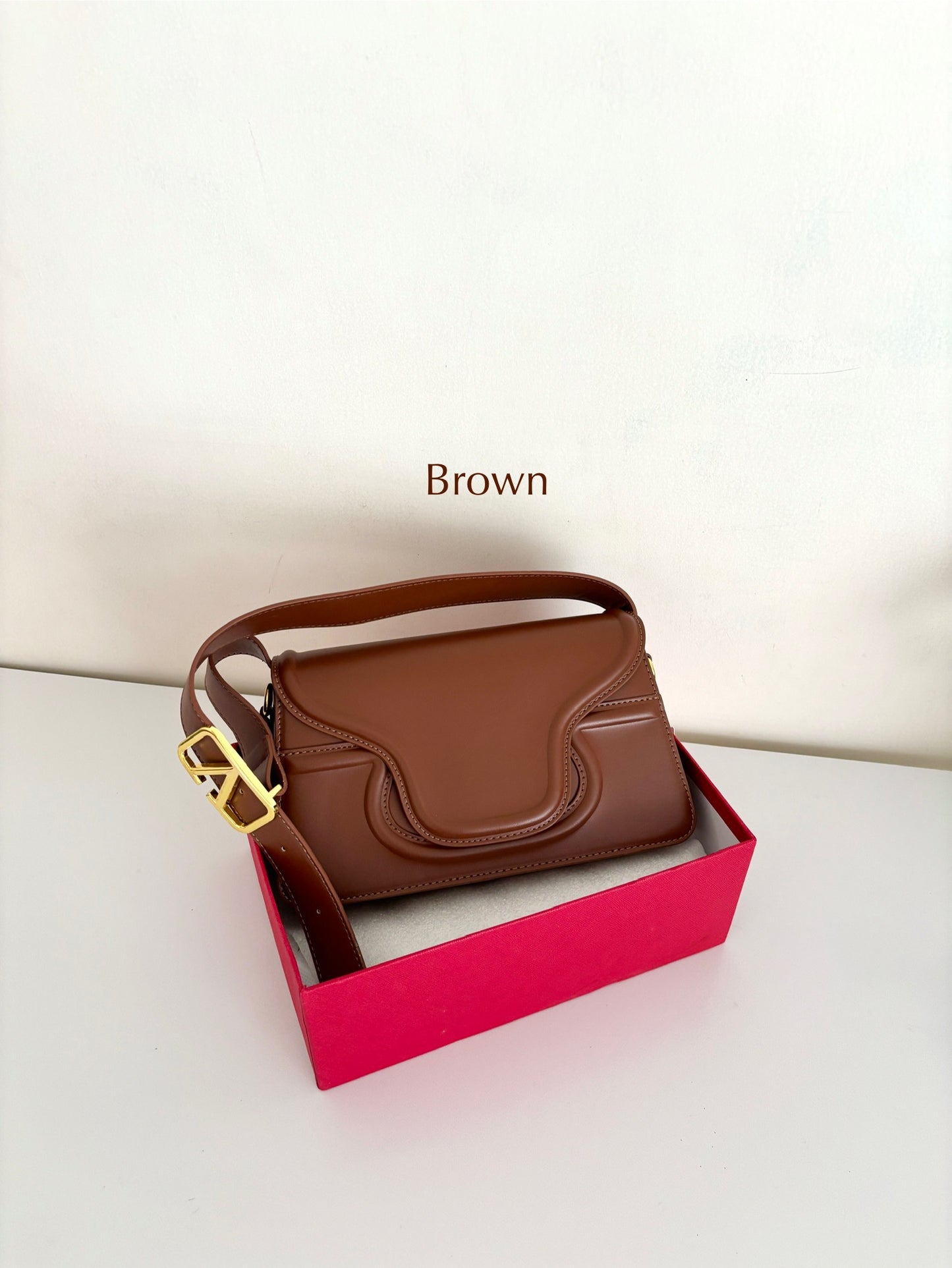 Rich Girl Handbag ~ Inspired by Luxury Fashion
(with box packaging)