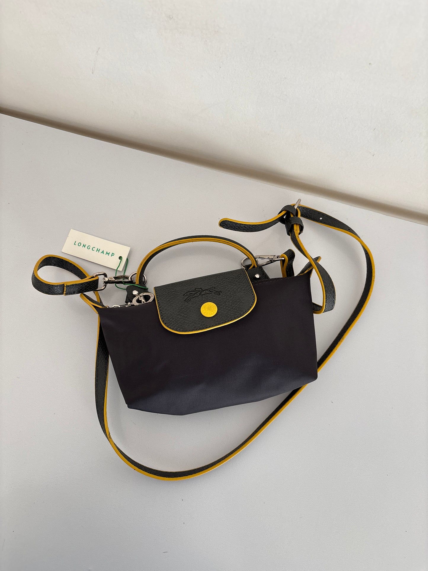 Iconic Pouch with handle.