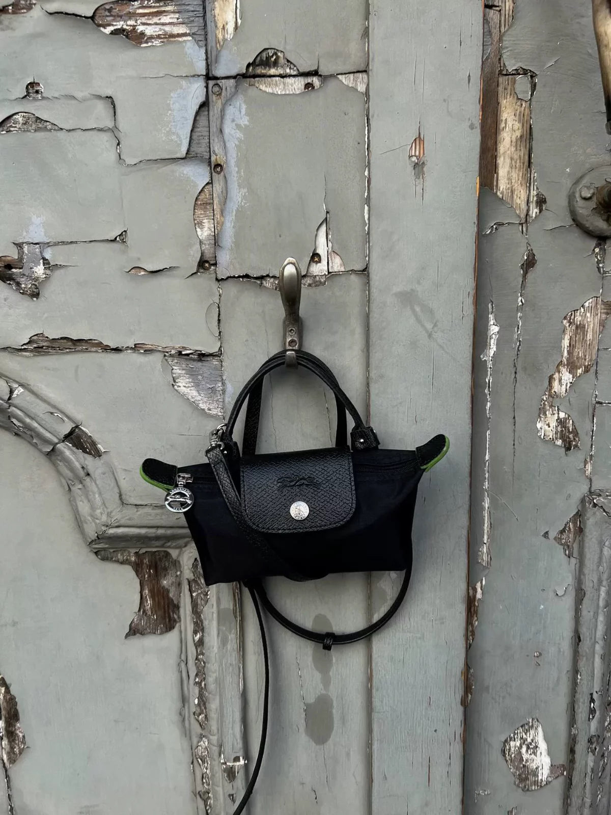 Iconic Pouch with handle.