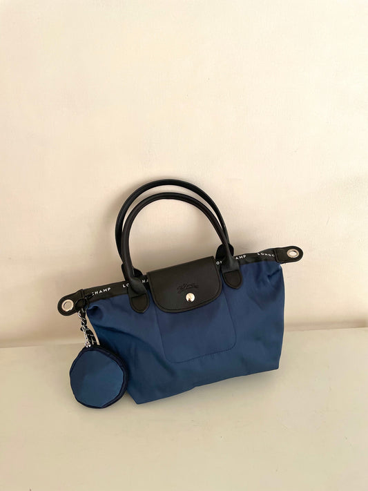 Iconic Mid Tote