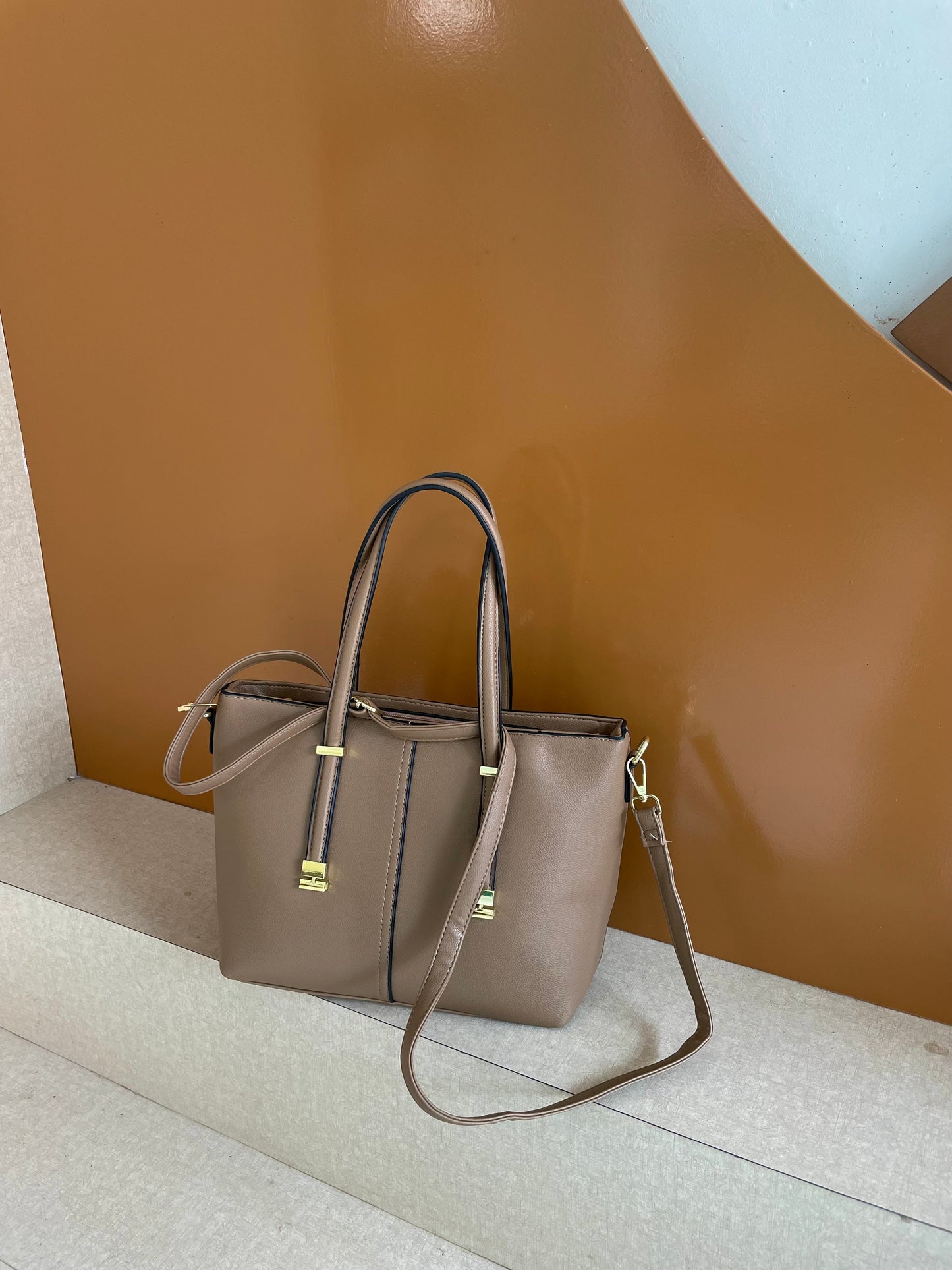 Everyday Lite Purse.
