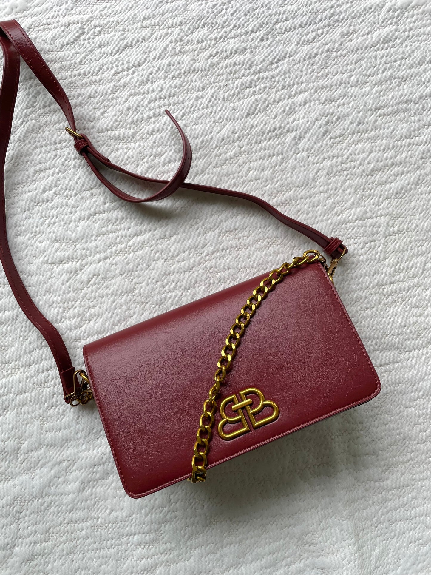 Bold Beauty Handbag.