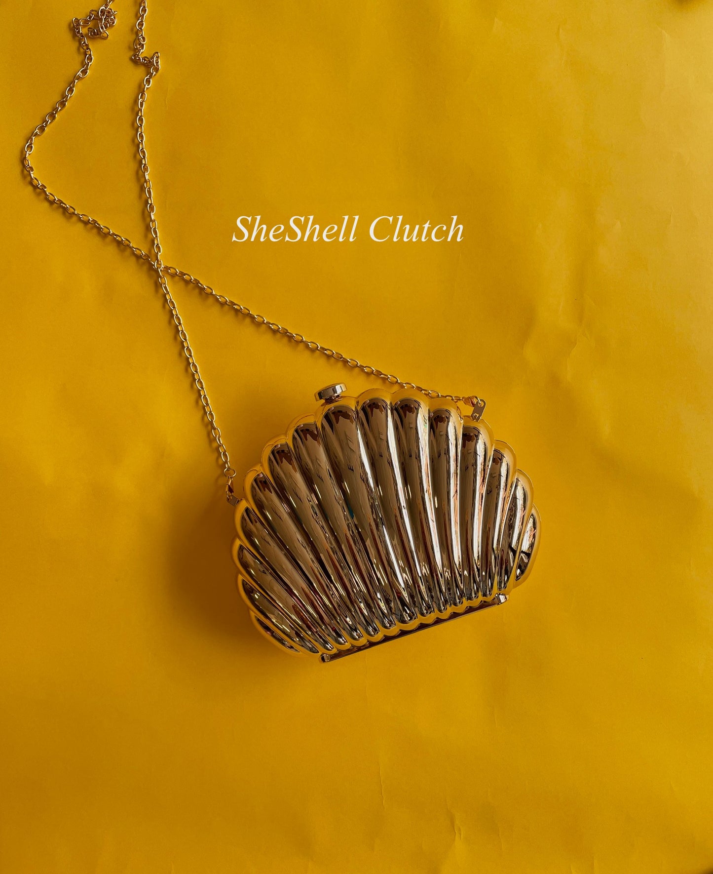 SheShell Clutch