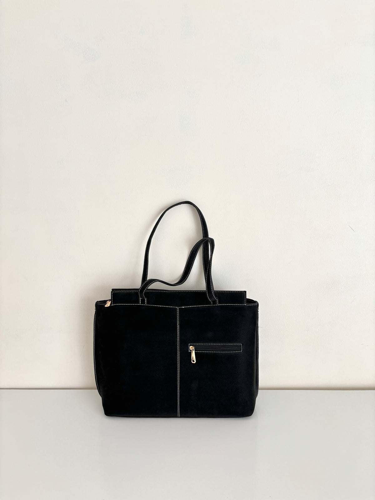 Sleek Tote